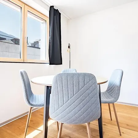 Moderne 2,5-zimmerwohnung - Direkt Am Bahnhof Appartamento Briga